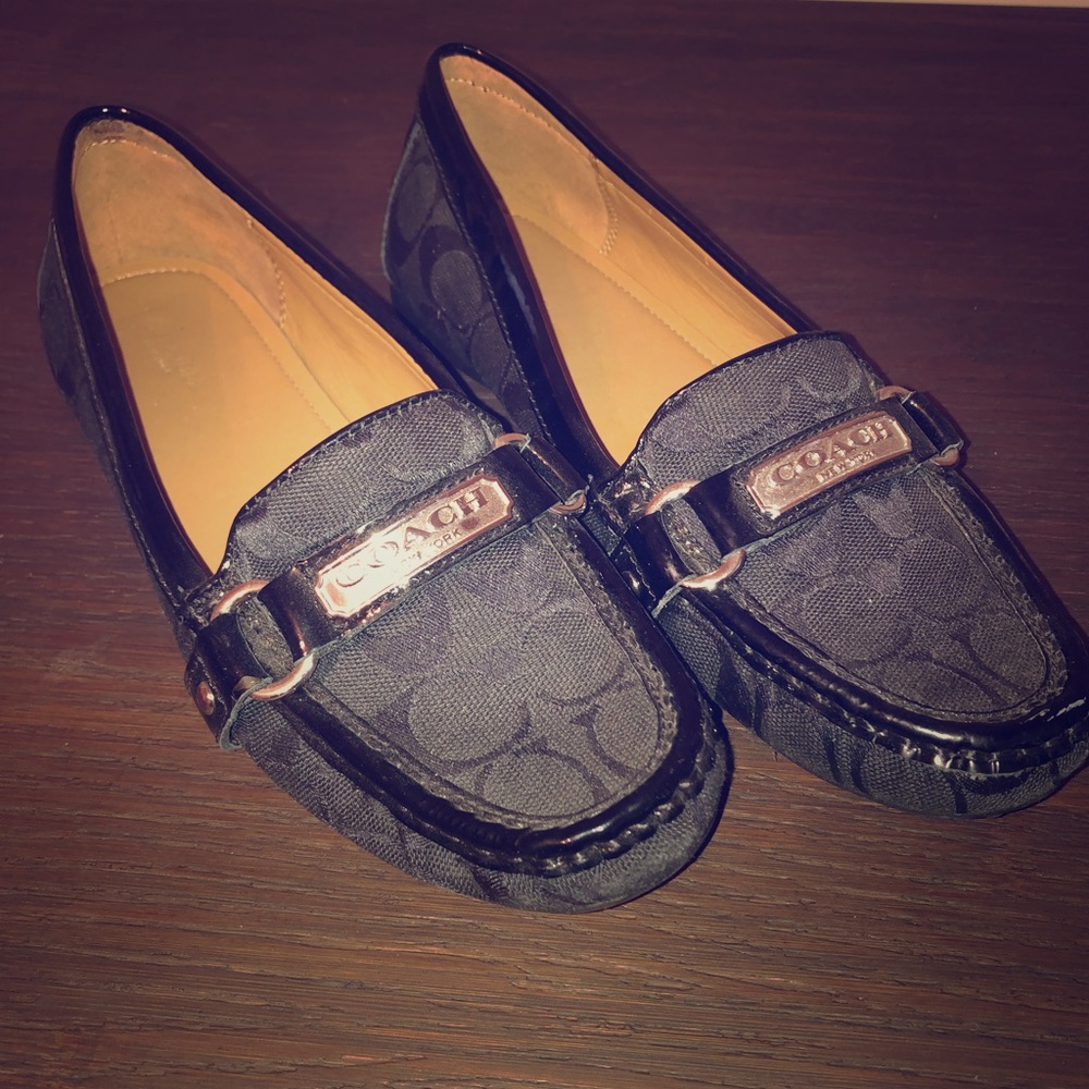 Coach flats